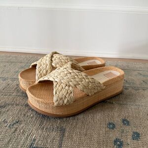 Dolce Vita Wrenley raffia sandal size 9
